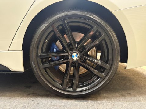 BMW 3 Series 2.0 320i M Sport Shadow Edition Auto Euro 6 (s/s) 4dr 52
