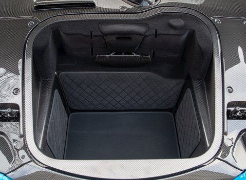 Porsche 918 Spyder 35