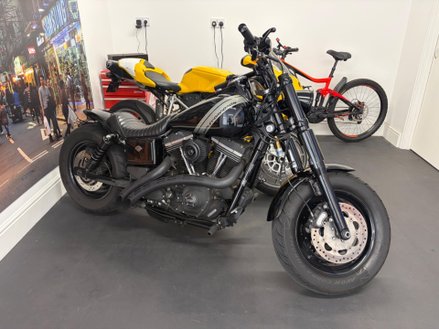 Harley-Davidson Dyna 1690 FXDF Fat Bob