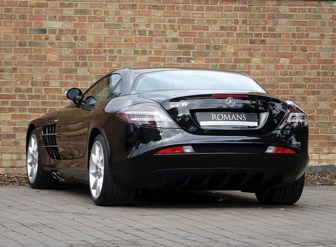 Mercedes-Benz SLR McLaren 23