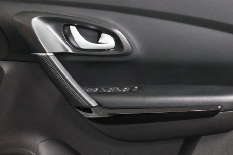 Renault Kadjar ICONIC TCE 26