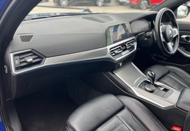 BMW 3 Series 330E M SPORT 31