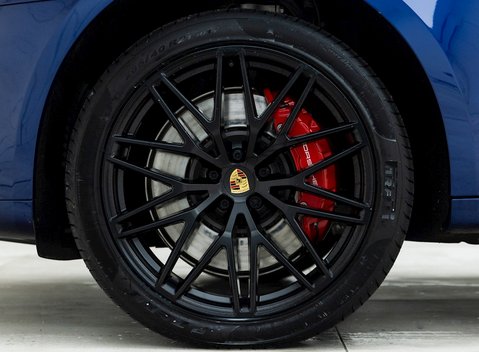 Porsche Macan GTS 8