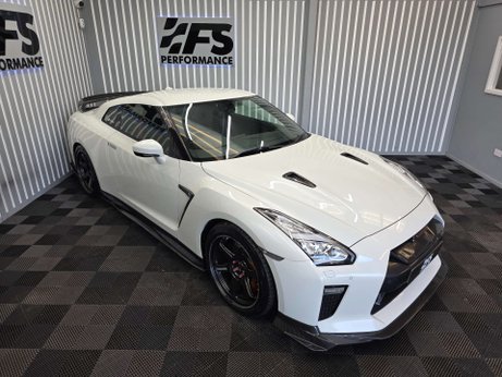 Nissan GT-R 3.8 V6 Recaro Coupe 2dr Petrol Auto 4WD Euro 6 (570 ps) 9