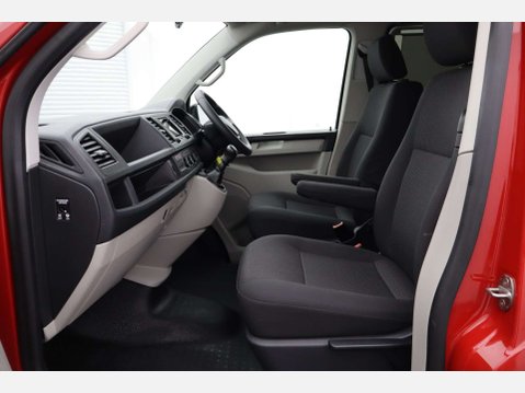 Volkswagen Transporter 2.0 Transporter T32 S TDI BlueMotion Technology 5dr 38