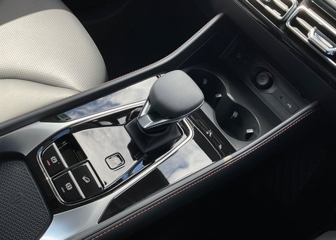 MG HS 1.5 T-GDI HYBRID+ TROPHY 21