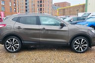 Nissan Qashqai 1.2 TEKNA DIG-T FULL HISTORY! 360 CAMERA.. SAT NAV ! GLASS ROOF 4