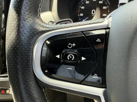 Volvo V90 2.0 D4 R-Design Estate 5dr Diesel Auto Euro 6 (s/s) (190 ps) 31
