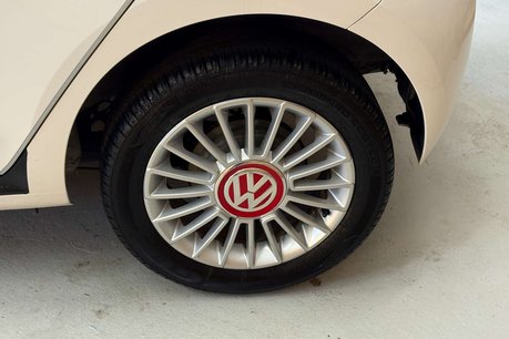Volkswagen Up 1.0 High up! Hatchback 5dr Petrol ASG Euro 6 (75 ps) 13