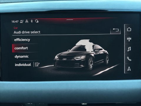 Audi E-Tron GT QUATTRO BASE 18