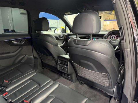 Audi Q7 3.0 TFSIe V6 55 Black Edition SUV 5dr Petrol Plug-in Hybrid Tiptronic quatt 39