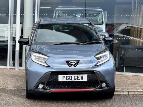 Toyota Aygo X VVT-I UNDERCOVER 2
