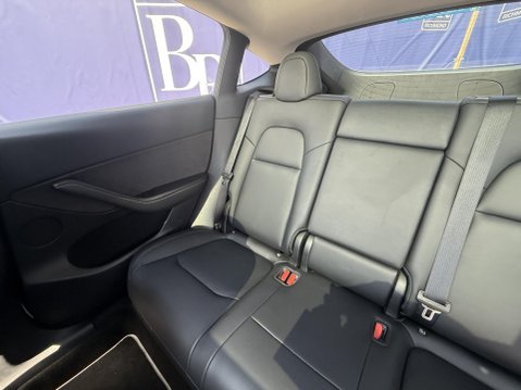 Tesla Model Y (Dual Motor) Long Range SUV 5dr Electric Auto 4WDE (384 bhp) 27