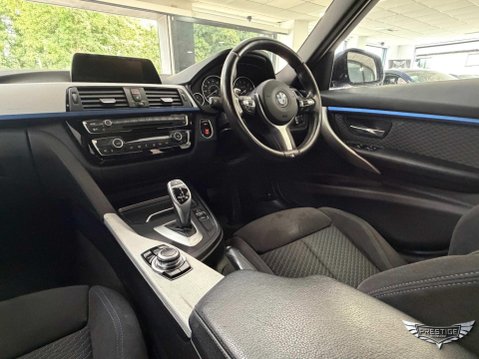 BMW 3 Series 2.0 320i M Sport Auto xDrive Euro 6 (s/s) 4dr 54