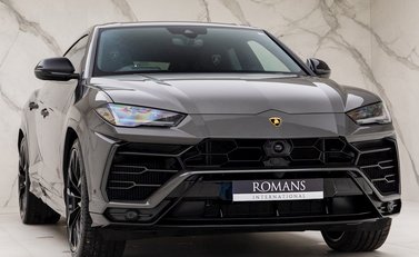 Lamborghini Urus 1