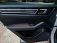 Porsche Cayenne V6 PLATINUM EDITION 43