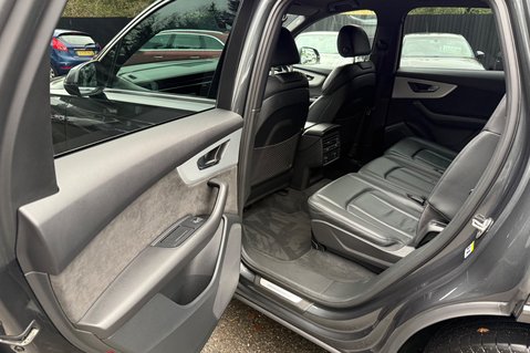 Audi Q7 TDI QUATTRO S LINE MHEV - ONE LADY OWNER  31