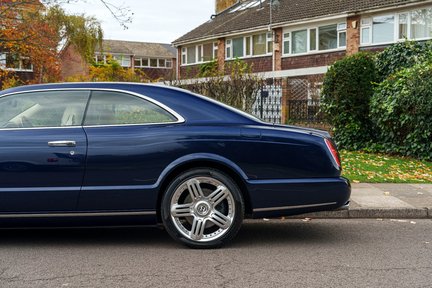 Bentley Brooklands Coupé Centenary Edition 10