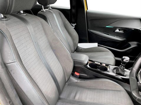 Peugeot 208 1.2 PureTech Allure Premium + Hatchback 5dr Petrol Manual Euro 6 (s/s) (100 11