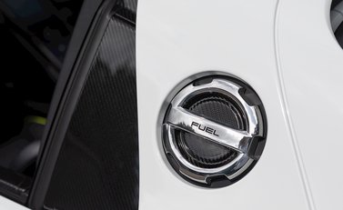 Porsche 918 Spyder 30