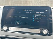 Hyundai KONA PREMIUM 28