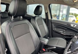 Ford Ecosport TITANIUM 15