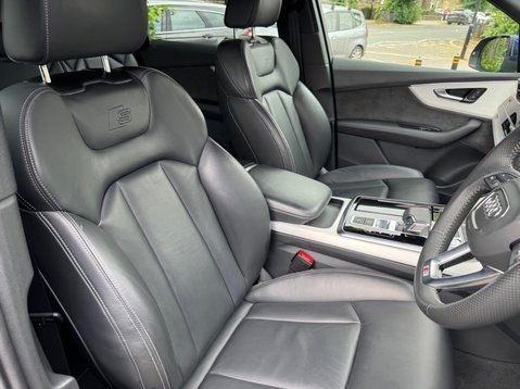Audi Q7 TDI QUATTRO S LINE MHEV 14