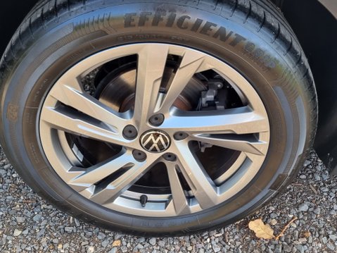 Volkswagen T-Roc R-LINE TSI DSG 13