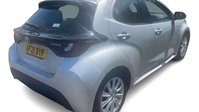 Toyota Yaris 1.5 VVT-h Icon Hatchback 5dr Petrol Hybrid E-CVT Euro 6 (s/s) (116 ps) 3