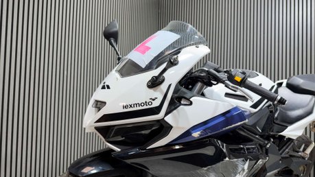 Lexmoto LXR 2023 1 OWNER SPORTS PROJECT BIKE 125CC LEARNER 10