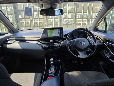 2018 Toyota C-HR thumbnail 7