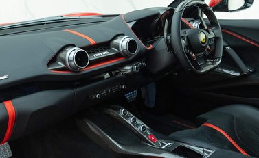 Ferrari 812 Superfast 13