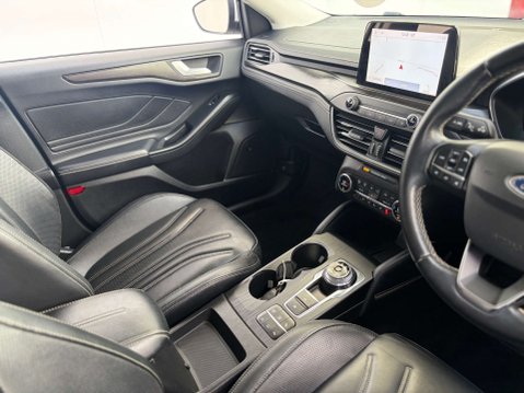 Ford Focus 1.0 Focus Vignale Auto 5dr 26