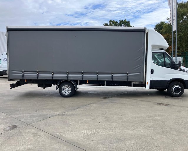 Iveco Daily Daily 72C18HA8 Hi-Matic Business Curtainsider