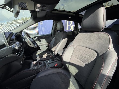 Ford Kuga 1.5 EcoBlue ST-Line X SUV 5dr Diesel Manual Euro 6 (s/s) (120 ps) 29