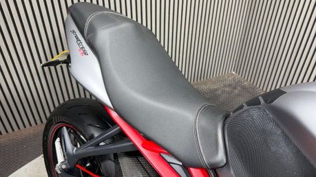 Triumph Street Triple R 2013 ONLY 21K QUICK SHIFTER, LOADS OF EXTRAS, LONG MOT 38