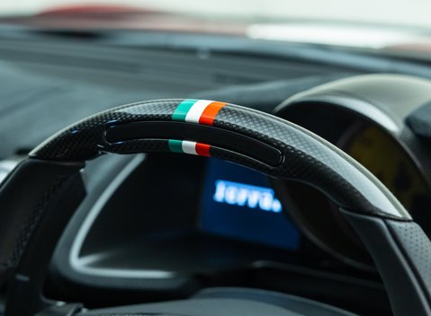 Ferrari 812 Competizione 14