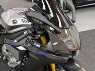 Yamaha R1M 1000 Super Sports Petrol Manual (200 ps) 14