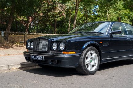 Bentley Continental R Mulliner 9