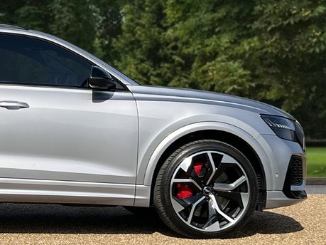 Audi Q8 RS VORSPRUNG TFSI QUATTRO MHEV 12