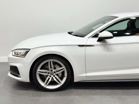 Audi A5 2.0 TDI S line Coupe 2dr Diesel S Tronic quattro Euro 6 (s/s) (190 ps) 19