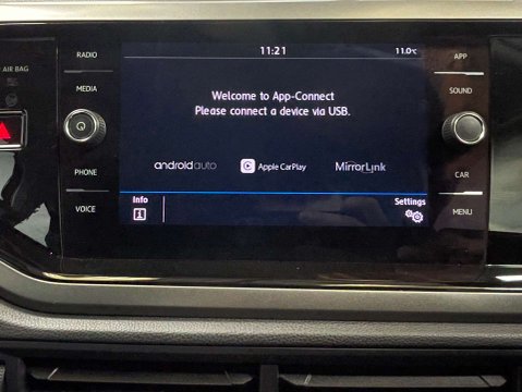 Volkswagen Polo 1.0 Polo SE 5dr 19