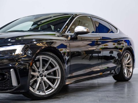 Audi RS5 2.9 TFSI V6 Sportback 5dr Petrol Tiptronic quattro Euro 6 (s/s) (450 ps) 19