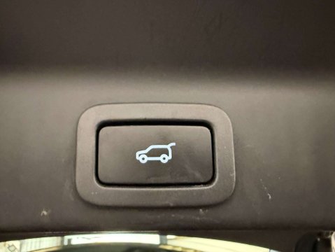 Jaguar F-Pace 2.0 F-Pace R-Sport D Auto 5dr 51