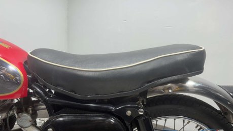 BSA A10 SUPER ROCKET 650 1961 GENUINE 7K BARN FIND CLASSIC BIKE 650CC 18