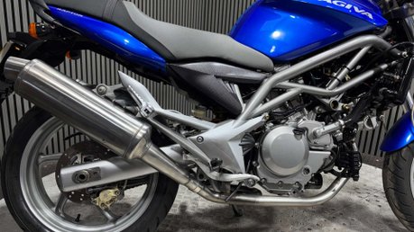 Cagiva Raptor 2007 ONLY 15K MOT SEPTEMBER 2027 LIGHTWEIGHT NAKED 650CC 35