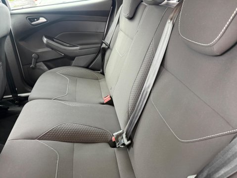Ford Focus 1.5 TDCi Zetec Euro 6 (s/s) 5dr 32