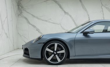Porsche 911 Carrera T (992.2) 35