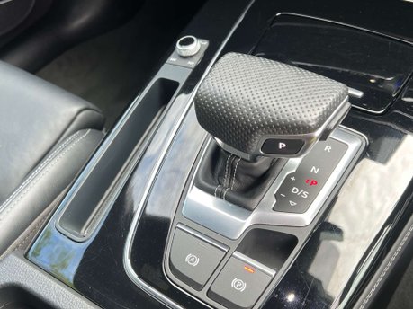 Audi Q5 2.0 Q5 S Line Edition 1 40 TDI MHEV Quattro Semi-Auto 4WD 5dr 35