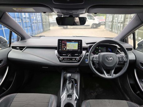 Toyota Corolla 2.0 VVT-h Excel Hatchback 5dr Petrol Hybrid CVT Euro 6 (s/s) (184 ps) 15
